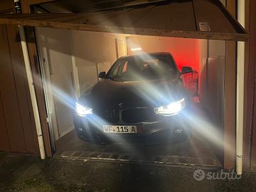 Macchina GT grand turismo sport 318d
