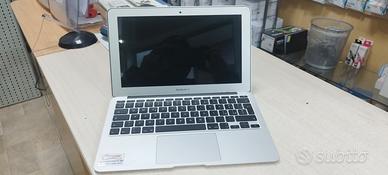 Mac Book Apple air i5