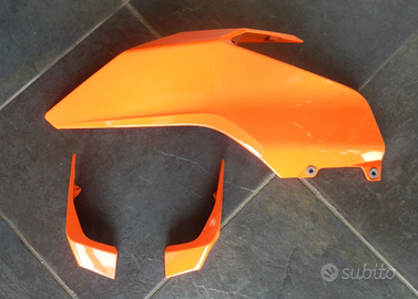 Carena Laterale Destra Arancione KTM Duke 125/390