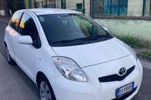 Toyota Yaris 1.4 D-4D DPF Anno 2010 TAGLIANDATA