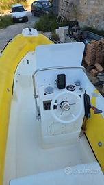 gommone come nuovo