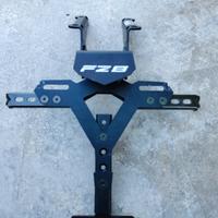Porta targa Yamaha fz8