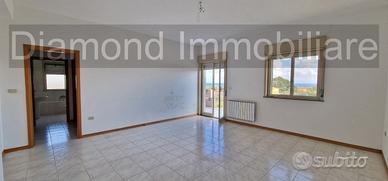 Appartamento 110mq con garage a Riposto