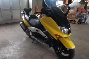 SCOOTER YAMAHA T-MAX 500