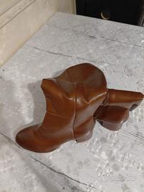 stivale marrone