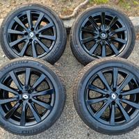 Gomme invernali e cerchi originali Renault Clio 4