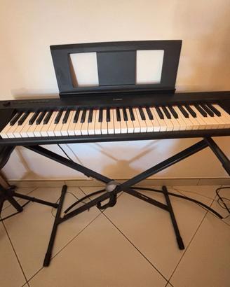 Tastiera Yamaha Piaggero NP-12 61 tasti