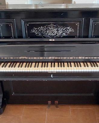 Pianoforte a muro fine 1800