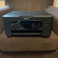 Stampante a colori e scanner Epson xp-3150