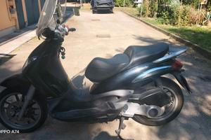 Beverly 250