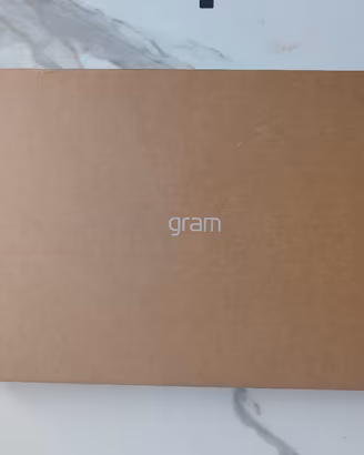 LG Gram Notebok PC - Intel Ultra 5, 16GB/512GB 