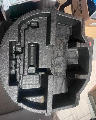 Porta attrezzi per il vano bagaglio Toyota Yaris