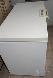 Congelatore a pozzetto Ocean A+ 296 litri