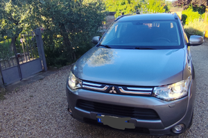 Mitsubishi outlander 2.2 4wd cambio automatico
