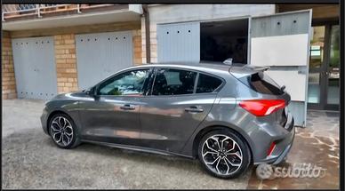 Ford Focu mk4 1.5 ecoblue 120cv st line