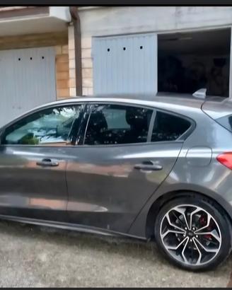 Ford Focu mk4 1.5 ecoblue 120cv st line