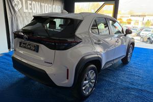 Toyota Yaris Cross 1.5 Hybrid 5p. E-CVT AWD-cambio