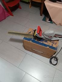 Taglia siepi elettrica