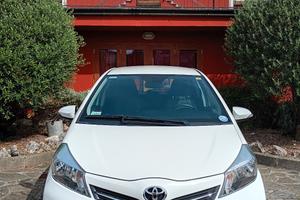 TOYOTA YARIS 1.000 