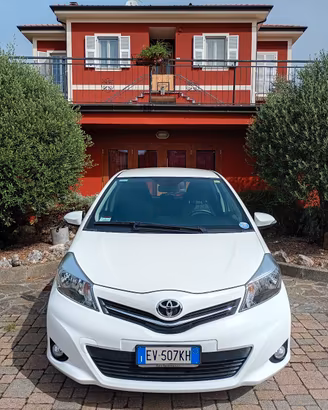 TOYOTA YARIS 1.000 