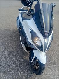 Kymco iciting 400i