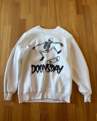 Felpa Doomsday bianca