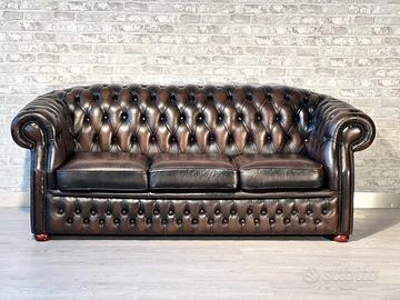 Divano Chesterfield inglese vintage in pelle