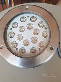 5 faretti a LED da incasso x esterno