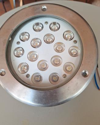 5 faretti a LED da incasso x esterno