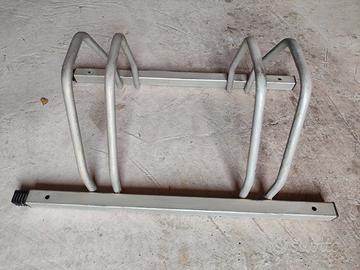 Rastrelliera / Portabici  per 2 bici