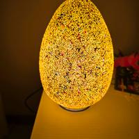 Lampada a forma di uovo Artigianato tradizionale e