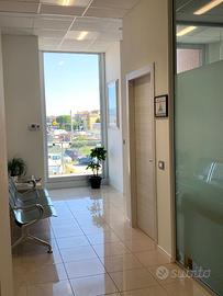 Stanza per ufficio coworking