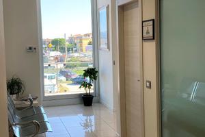 Stanza per ufficio coworking