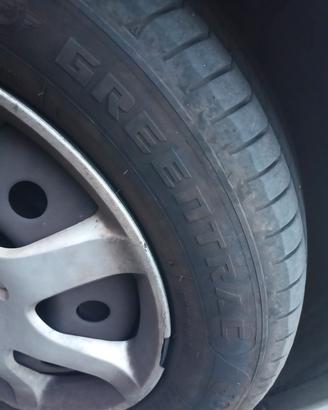 4 gomme nuove con 3000 km