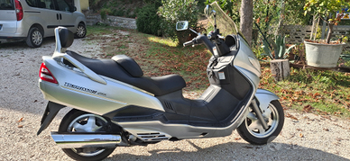 Suzuki Burgman 400