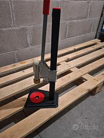  capsulatrice per tappi a corona.