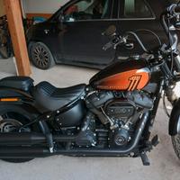 Harley Davidson Softail Street Bob 114