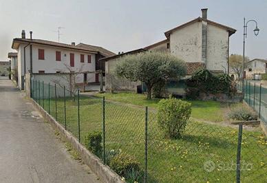 Immobile in asta di 212 m² con più di 5 locali e b