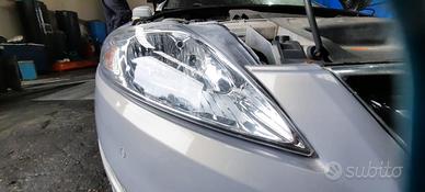 FORD MONDEO STATION WAGON 2011 - FARO ANTERIORE DE