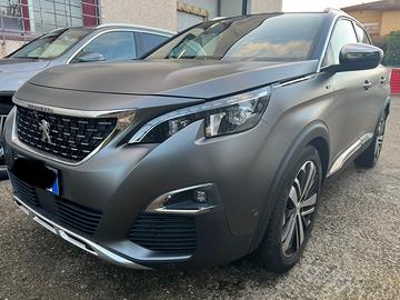 Peugeot 3008-versione anniversary-top di gamma