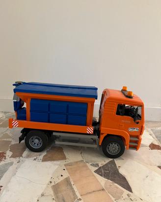 Camion Bruder Spargisale