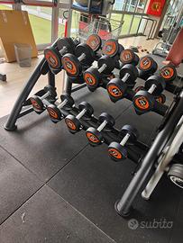 rastrelliera manubri rockit dagli 8 kg ai 16 kg