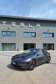 Tesla Model 3 Premium RWD