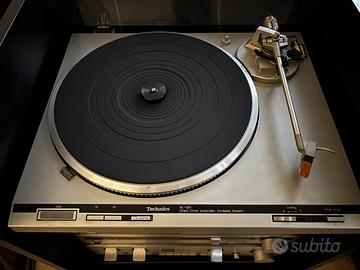 Luxman Hi-Fi vintage impilato con mobile