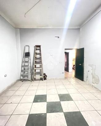 NEGOZIO A SANT'ANASTASIA