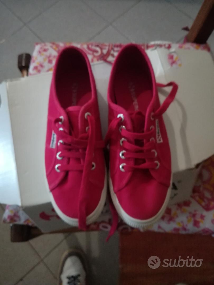 Superga deals velluto rosso