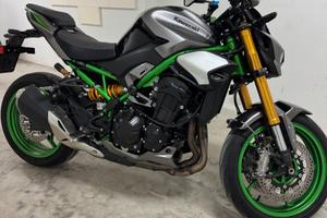 Kawasaki Z900 SE 2025