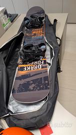snowboard nuovo mai usato con casco e occhiali 