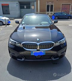 BMW 318d business advantage automatica