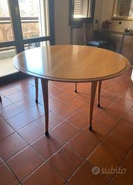 Tavolo Rotondo Pieghevole Giorgetti
